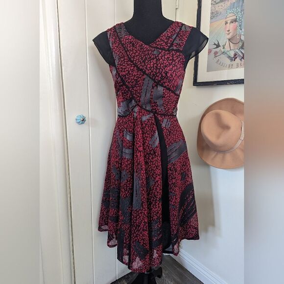 Reiss Black Red Loretta Flutter Sleeves Dress 2 Whimsigoth Fairy Grunge Witchy - Picture 3 of 11